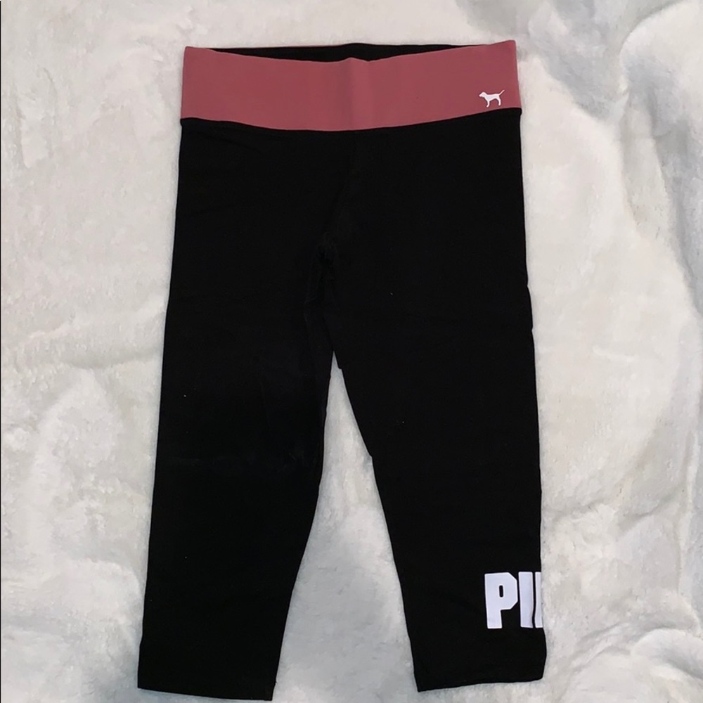 PINK cropped leggings